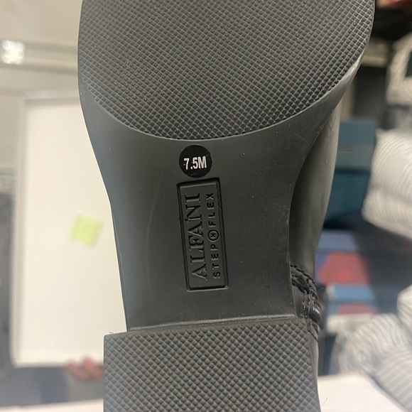 7.5 black Alfani boots, new. - Picture 2 of 4